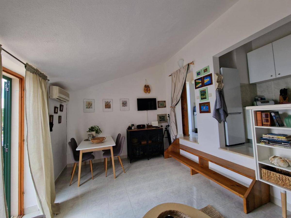 Home Sweet Home Postira Extérieur photo